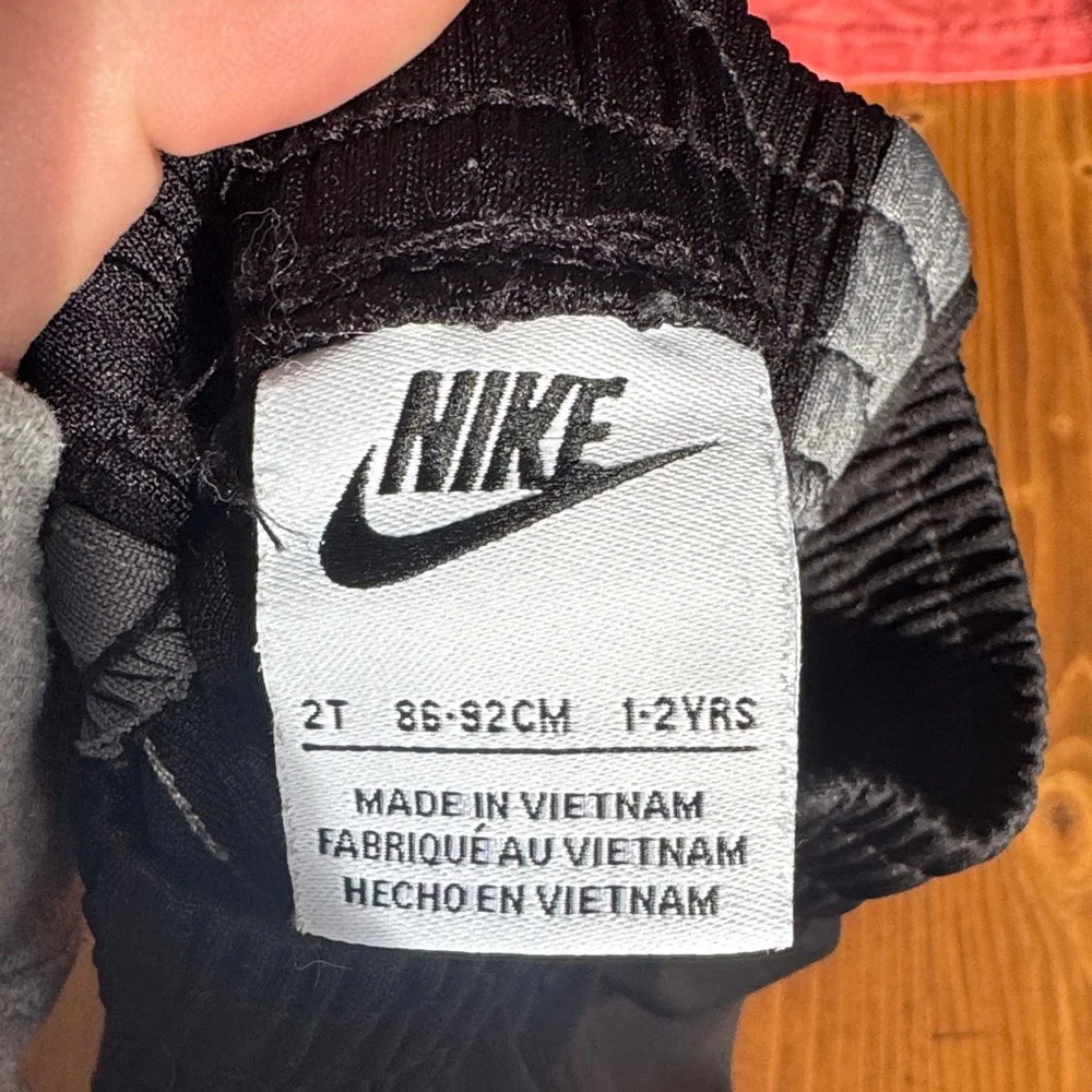 Nike‎ Tee and Black Shorts Set